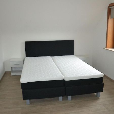 Welcoming Villa In Puivelde With Terrace Garden Barbeque ภายนอก รูปภาพ